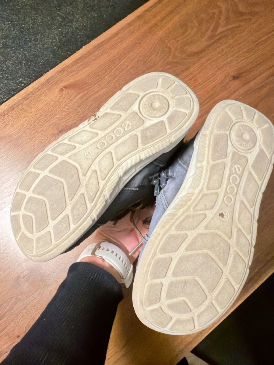 Ecco Scarpe per ragazzi: Schöner Ecco Kinderschuh Grösse 26 – Usato da Rickenbach LU venduto da Gus83 1