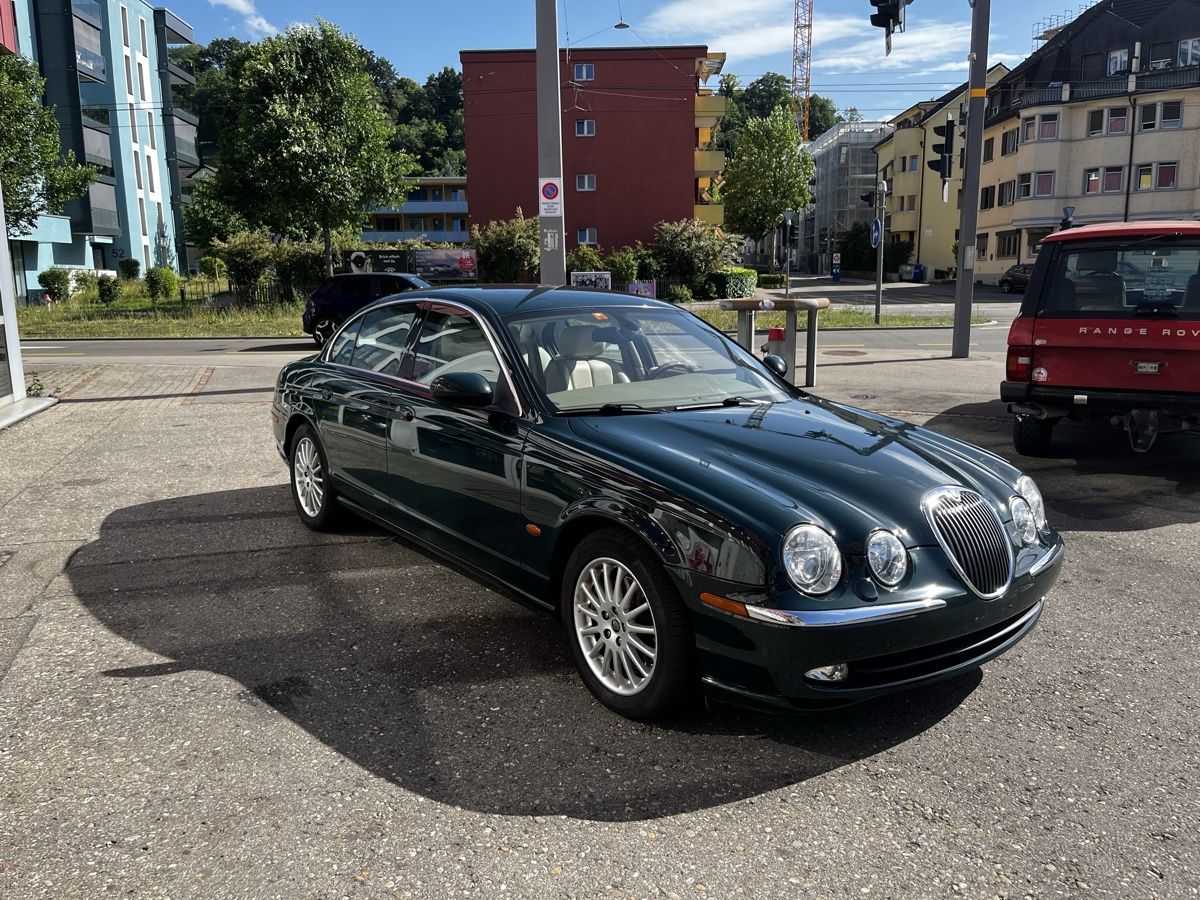 Jaguar Automobili: Jaguar S-Type 4.0 V8 – Difettoso da Schlieren venduto da classic3.5 1