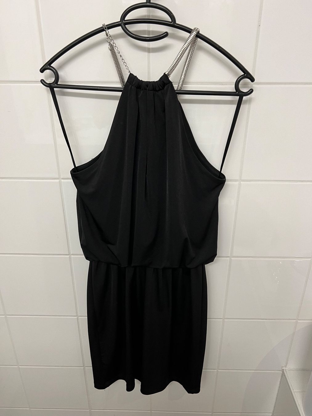 Vestiti: Schwarzes Sommerkleid – Nuovo (secondo la descrizione) da Jona venduto da n.ferrari