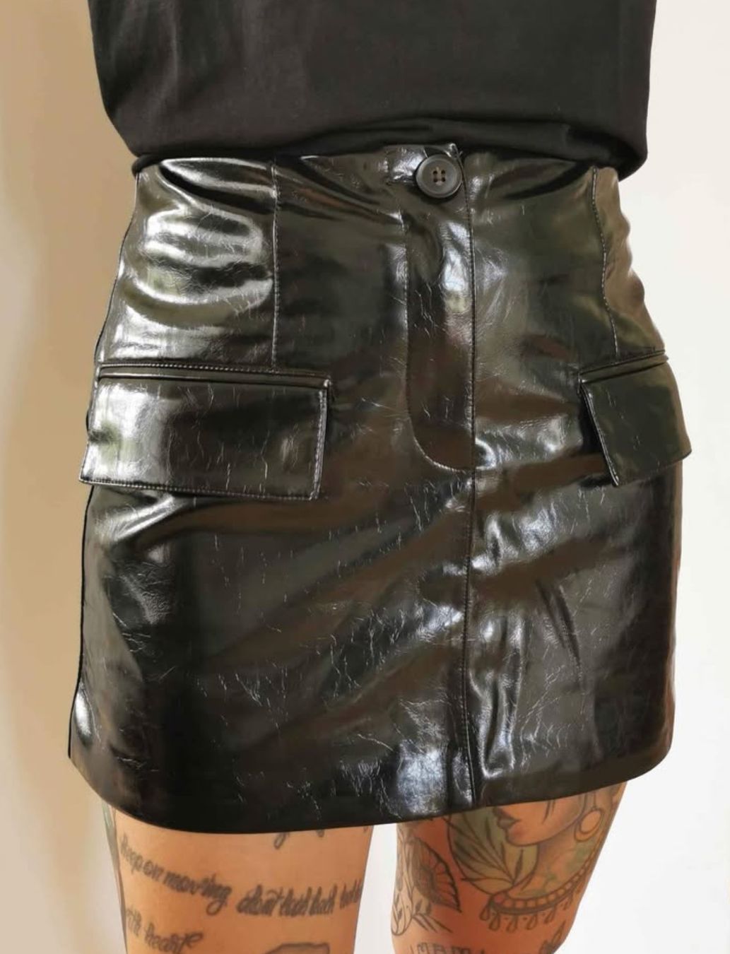 H&M Röcke: Minirock Kunstleder H&M Trend 38 – Gebraucht aus Neukirch an der Thur von bee88 4