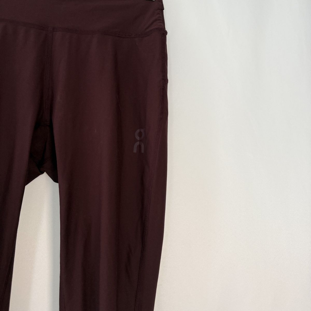 Leggings: ON Active Tights – Neu (gemäss Beschreibung) aus Emmen von Colette-Juliette 1