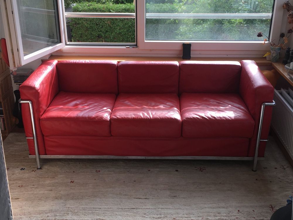 Sofa Cassina Le Corbusier 3-Sitzer Leder rot | Kaufen auf Ricardo