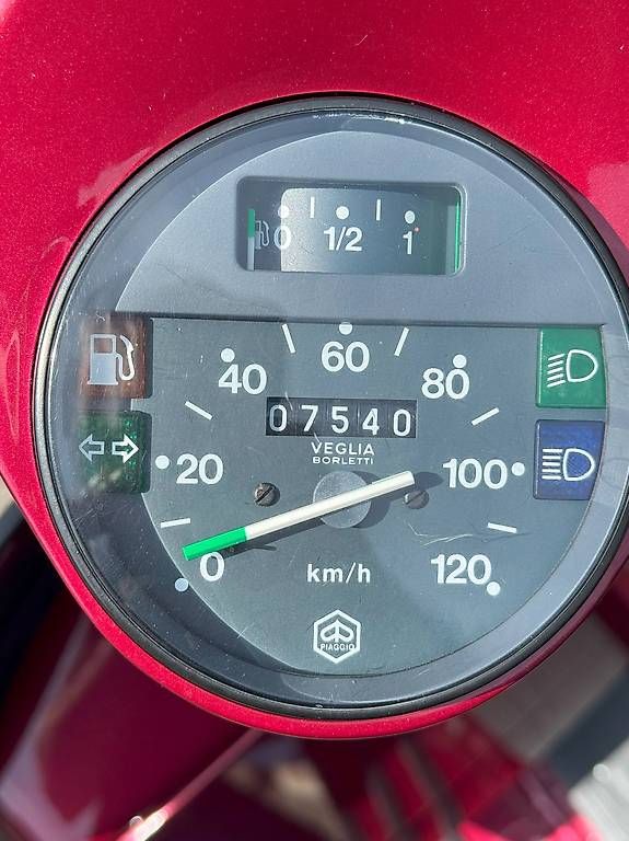 Vespa Scooter: Vespa PX 125 E 7600km! – Usato da Worb venduto da Peppebatta 3