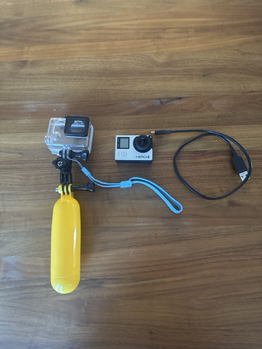 Gopro Action Cam: GoPro Hero4  – Usato da Zürich venduto da klapezu