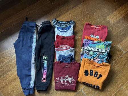 Cooles Jungen Kleiderpaket Gr 122 (mit Minecraft)