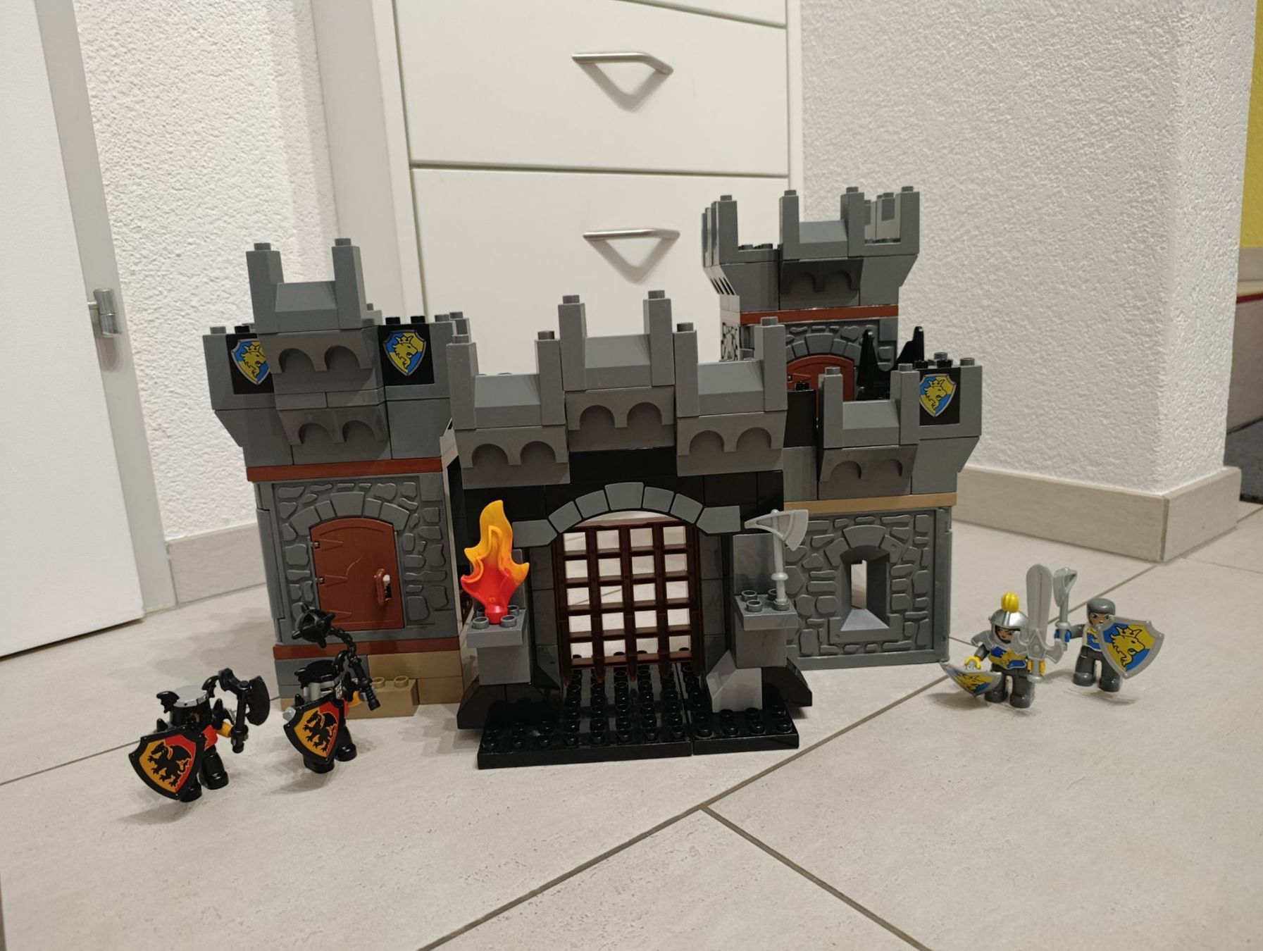Lego Giocattoli: Lego Duplo grosse Burg – Usato da Münchwilen TG venduto da Ingi5