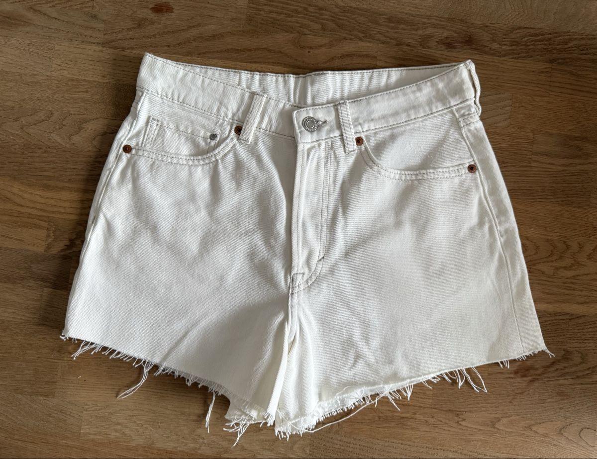 Jeans: Jeansshort, Grösse 38, weiss – Gebraucht aus Anglikon von Haraldinho