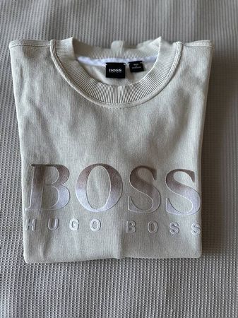 BOSS Pullover ungetragen Gr. M