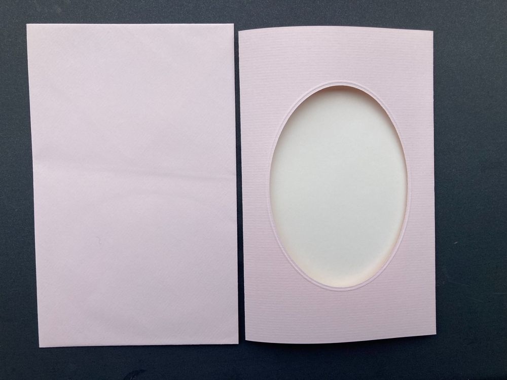 DJP Quadratische Blanko-Karten 17,8 X 17,8 Cm Mit Umschlägen – 25 Stück Für Persönliche Karten