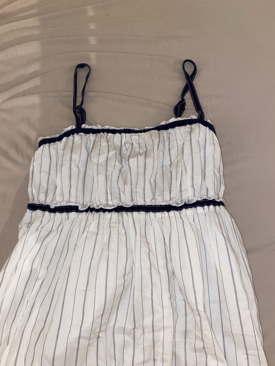 Vestiti: Kleid – Usato da Winterthur venduto da m.tix