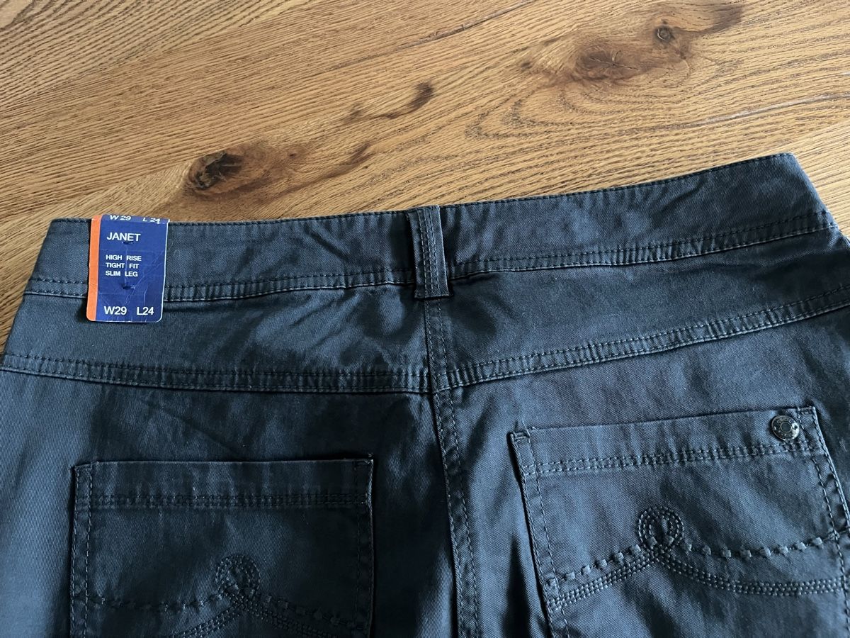 Pantaloni: Hosen – Nuovo (secondo la descrizione) da Schliern b. Köniz venduto da medion3098 5