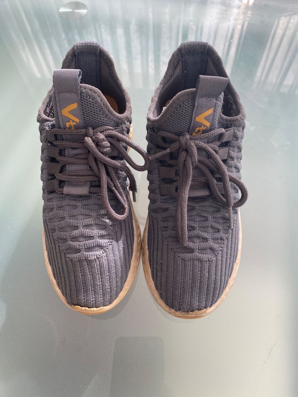 Dosenbach Schuhe für Jungen: Vty Sneaker, Gr.31 – Gebraucht aus Vezia von luce2011