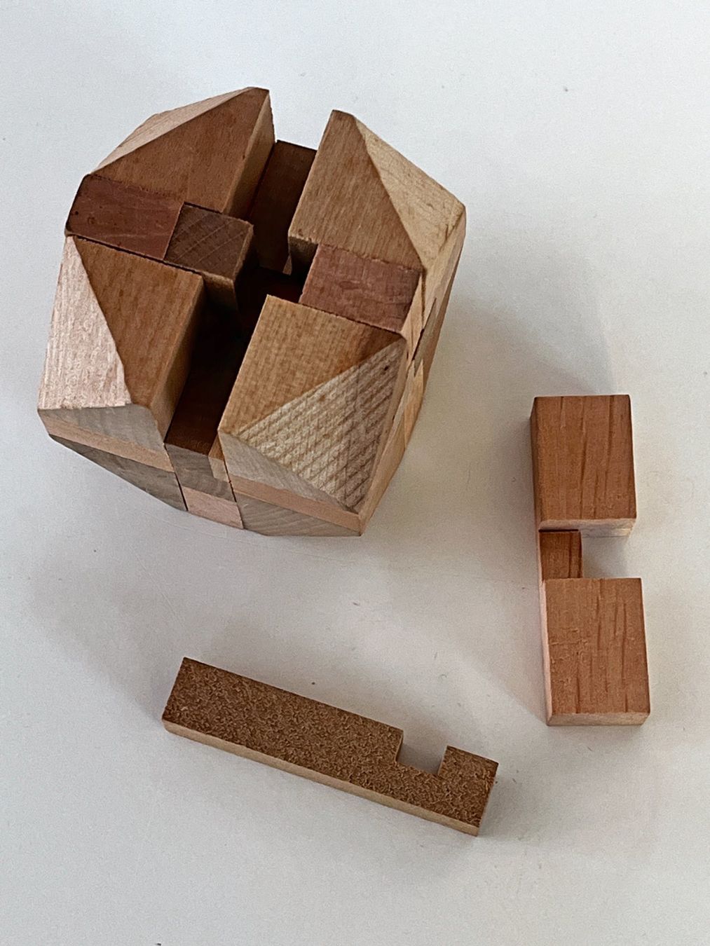 Puzzle: 2 Puzzle aus Holz: Kugel und Polyeder – Usato da Zuchwil venduto da Tinu4528 3