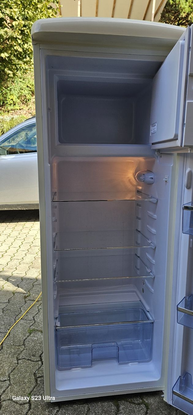 Réfrigérateurs: zu verkaufen – D'occasion à Gondiswil par KawasakiVN1700 2