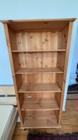 Bücherregal aus Kiefernholz, gebraucht mit Mängeln