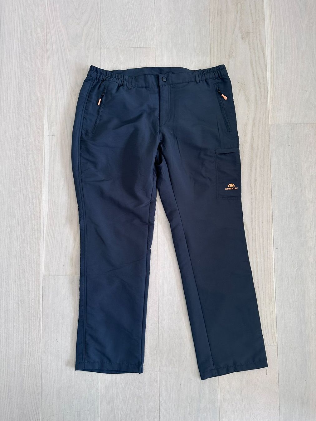 Pantaloni: Herrenhose Gr. 60 – Usato da Balzers venduto da NinaSprenger