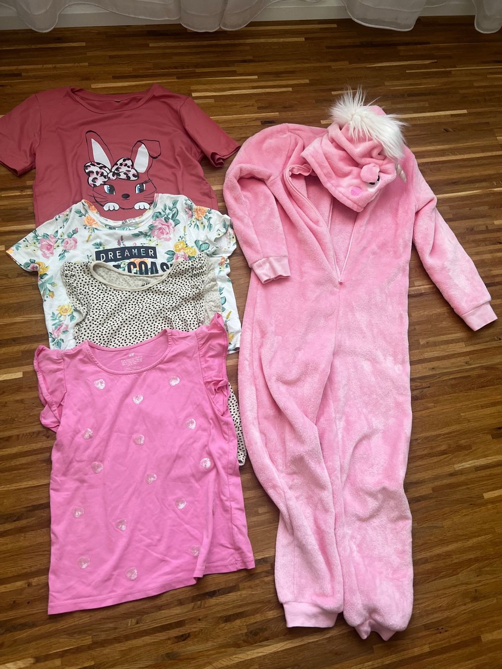 Lotti & Set di vestiti: Kleiderpaket 134/140 – Usato da Stans venduto da Fee81