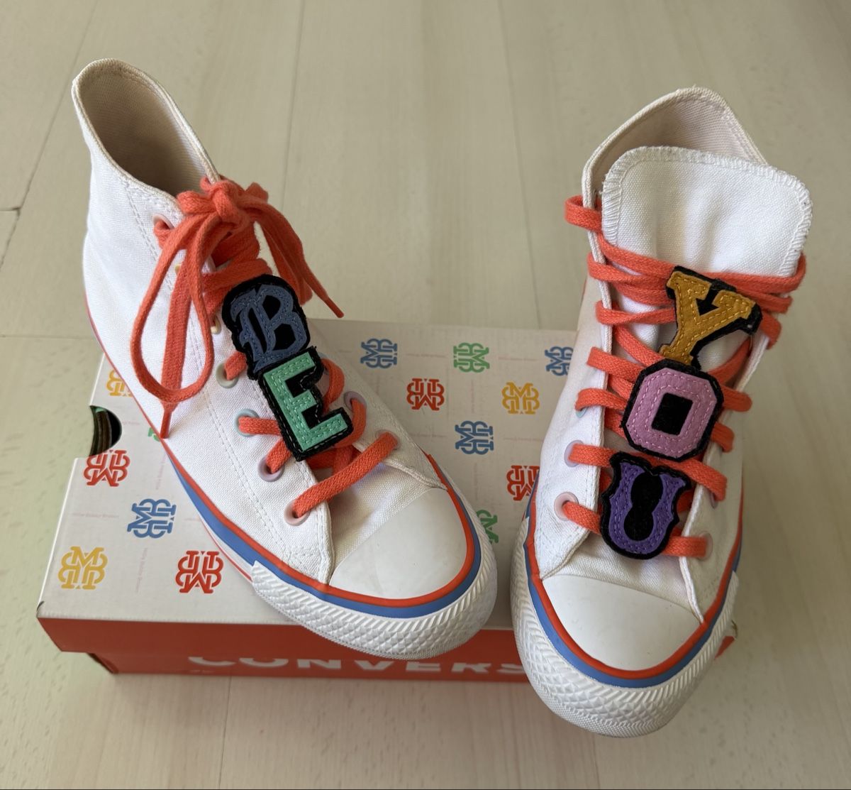 Converse Scarpe da donna: Baskets Converse Chuck Taylor MILLY BOBBY BROWN 37 – Nuovo (secondo la descrizione) da Monthey venduto da Ben1