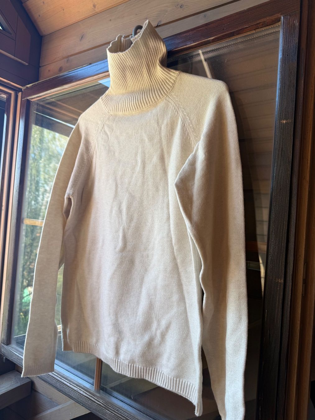 Maglioni & Felpe: Damen Rollkragenpullover beige – Usato da Aesch (Neftenbach) venduto da Maece_ 1