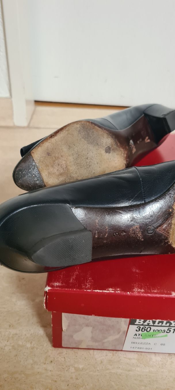 Bally Scarpe da donna: Schuhe von "Bally", Model BELEZZA, Grösse 37, dunkelblau – Usato da Untersiggenthal venduto da elisabeth076 3
