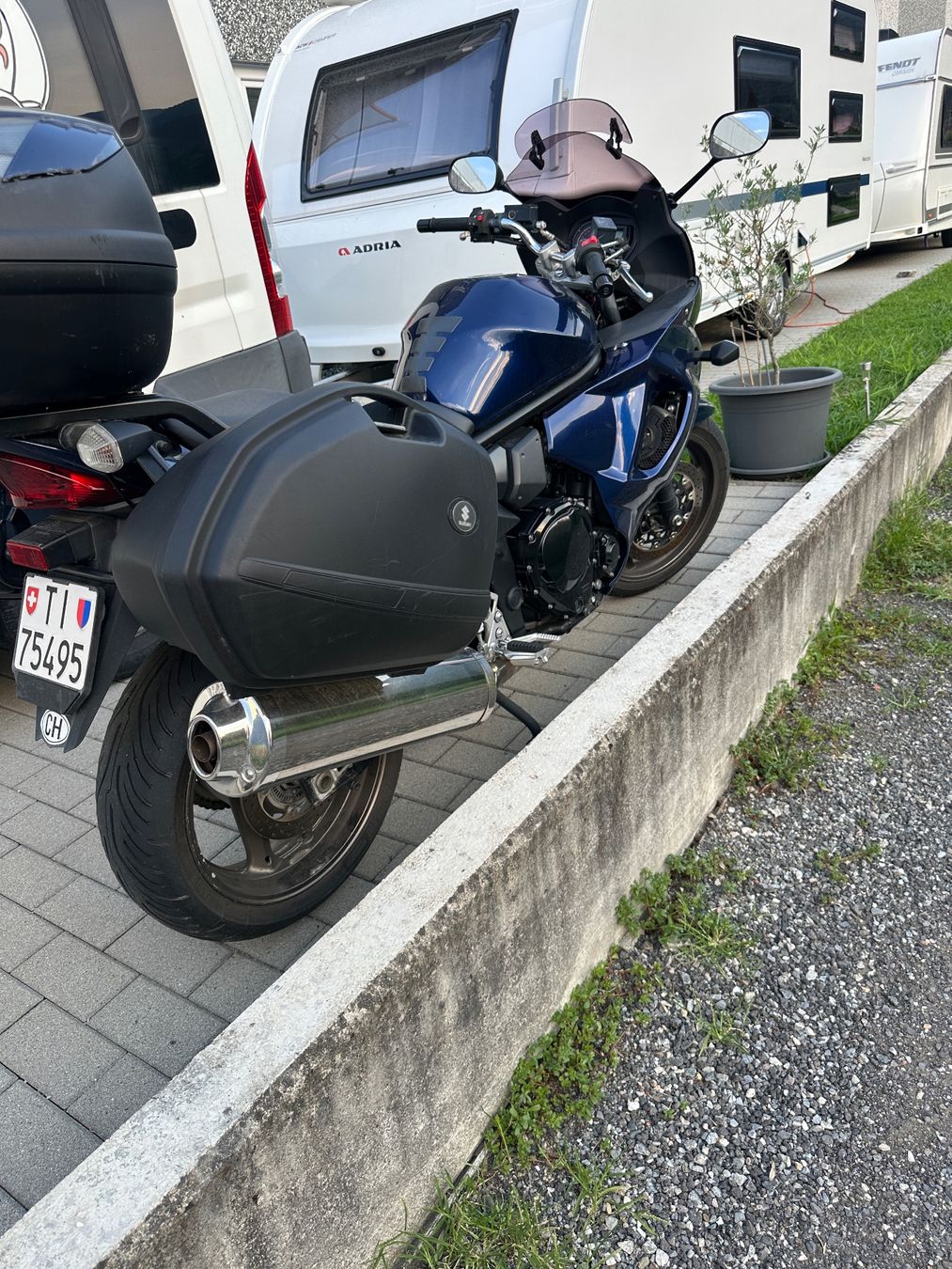 Route: Suzuki GSX 1250 FA (ABS) – D'occasion à Cadenazzo par CaravanService 3