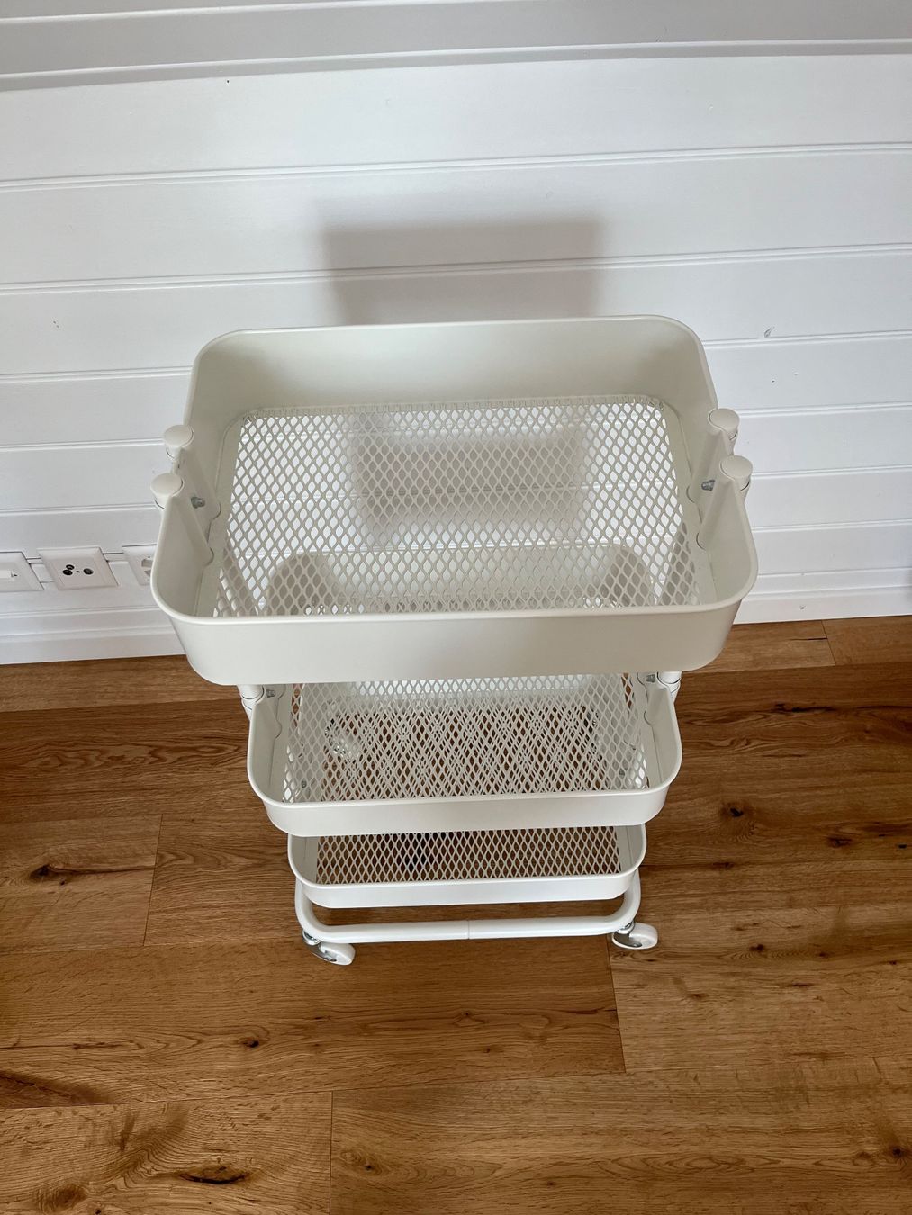Ikea Dessertes: Ikea Raskog Rollwagen weiss – D'occasion à Olten par ari_jxn9 1