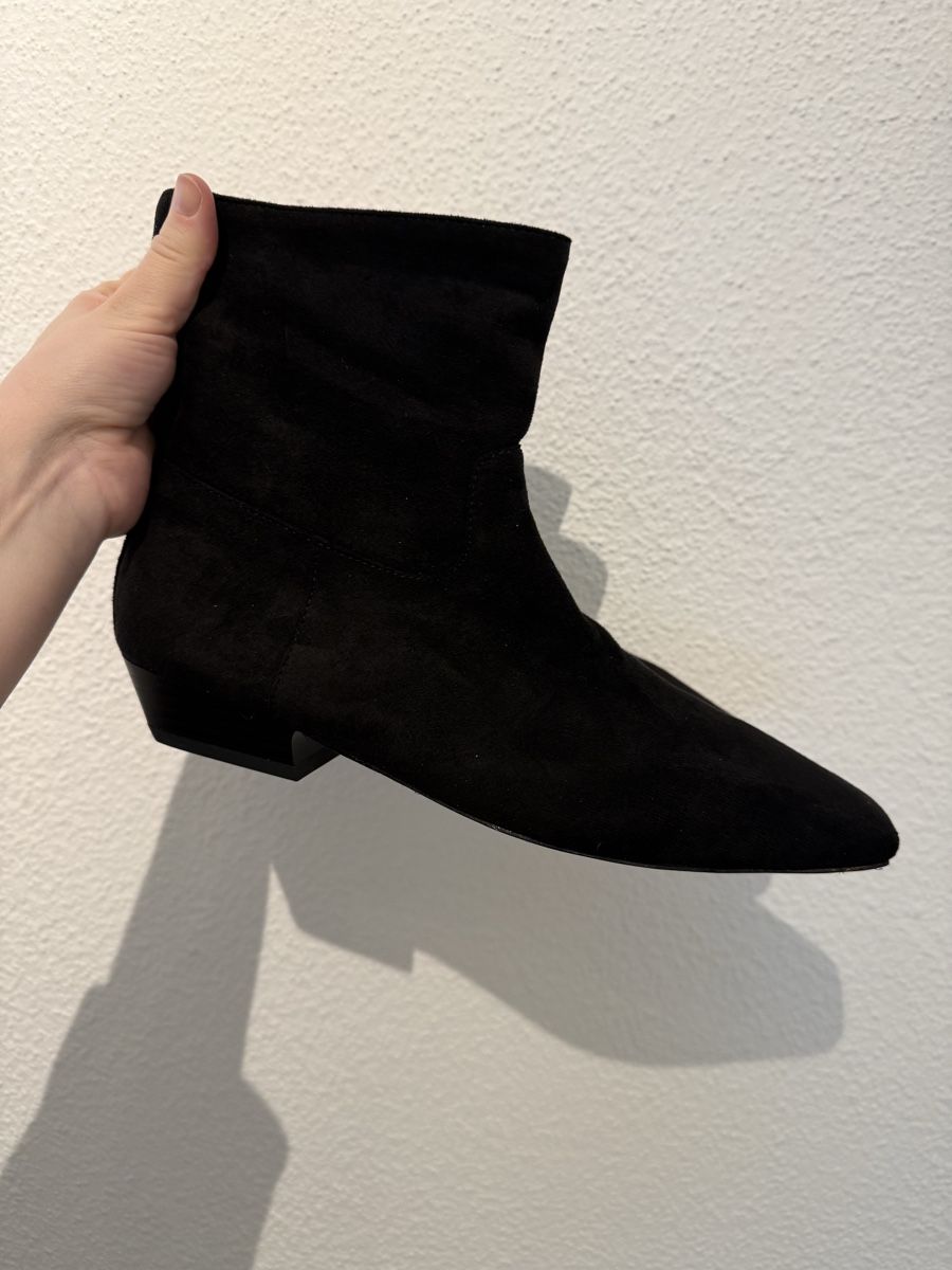 Scarpe da donna: Stiefel schwarz ungetragen 37 – Nuovo (secondo la descrizione) da Zug venduto da sschnide92