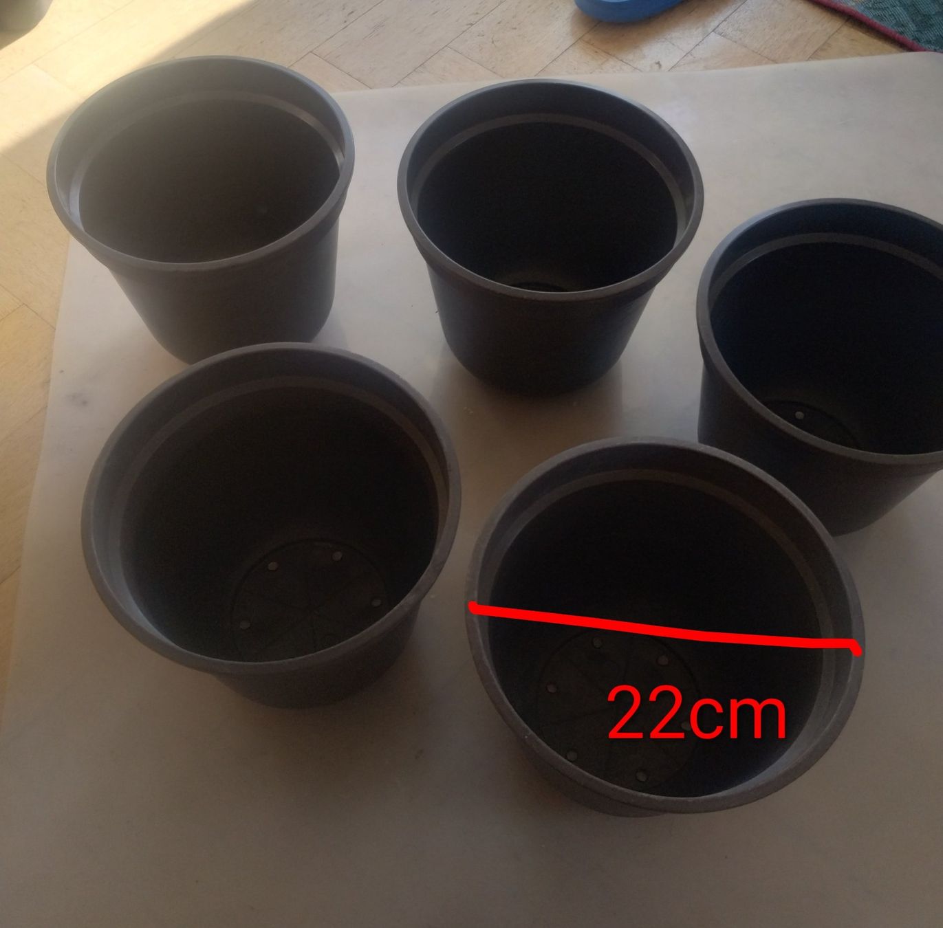 Vasi per fiori: Plusieurs pots de plantes, de différentes tailles – Usato da Lausanne venduto da Martinucci 1