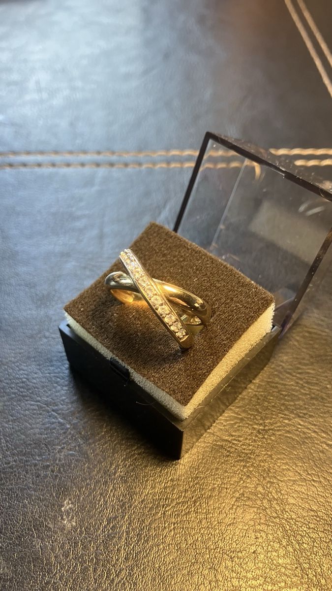 Ringe: Gelbgold Ring  333 ,  8 Karat  Feingehalt – Gebraucht aus Herisau von Penholder 2