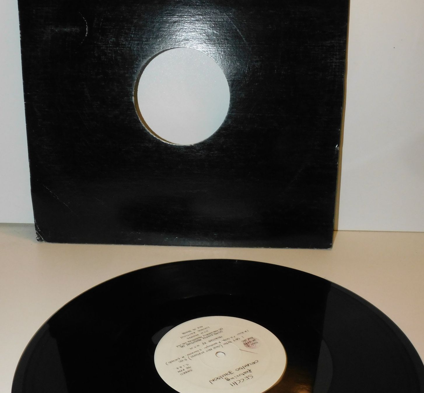 Dischi in vinile: LP 1990 Secchi featuring Orlando Johnson limited Edition  LP – Usato da Sursee venduto da 76 2