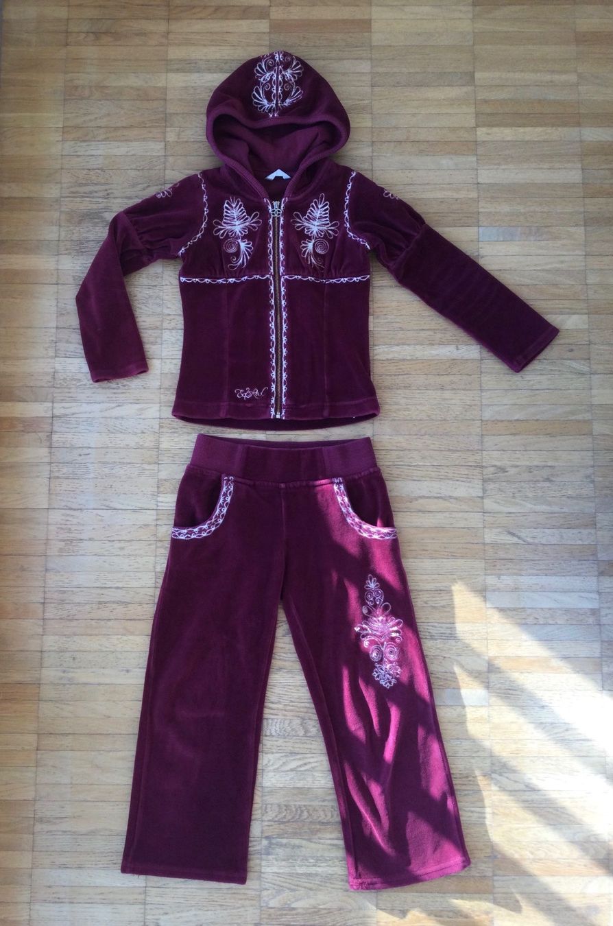 Lotti & Set di vestiti: Fleece Anzug Mädchen, Gr 104-110 – Usato da Zürich venduto da VorlonShadow