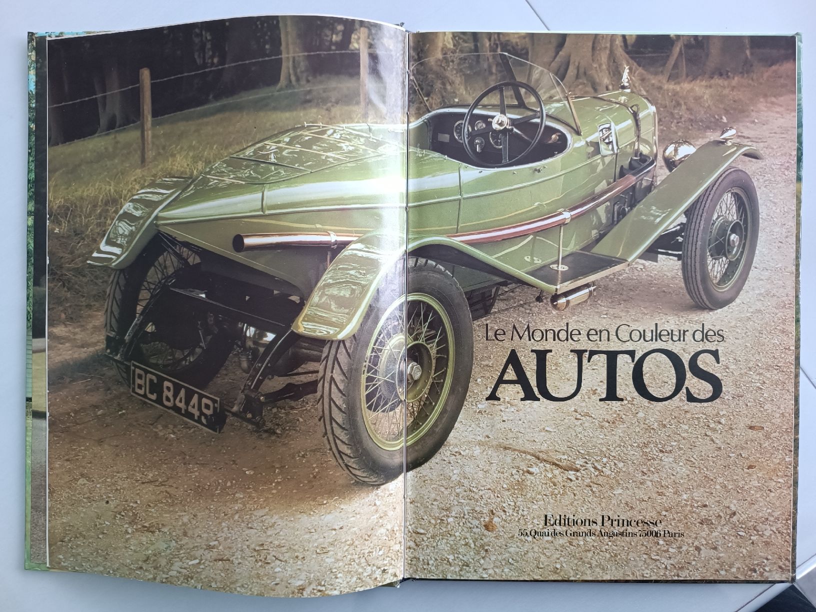 Libri: Le Monde en Couleurs des Autos – Usato da Dompierre FR venduto da F.Blanco 1