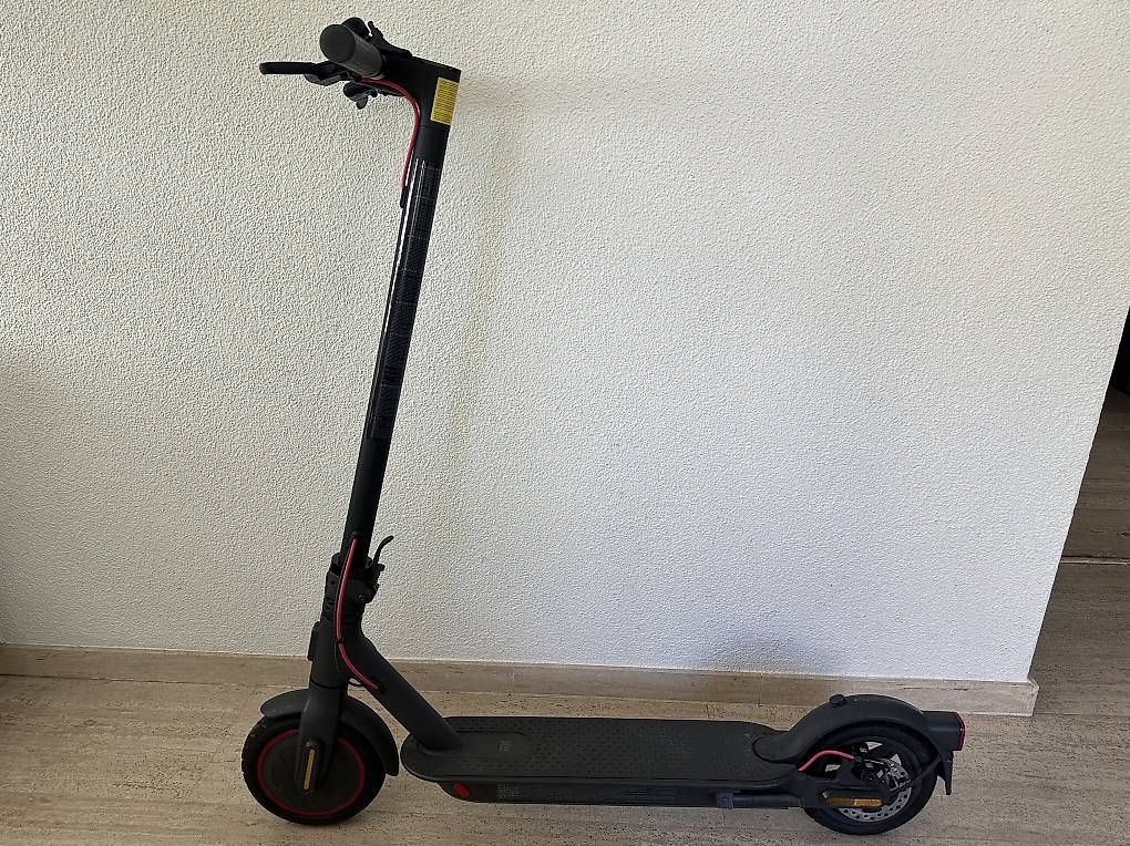 Kickboard: Xiaomi 2 Pro E-Scooter – Défectueux à Küssnacht am Rigi par mis_skz5 1