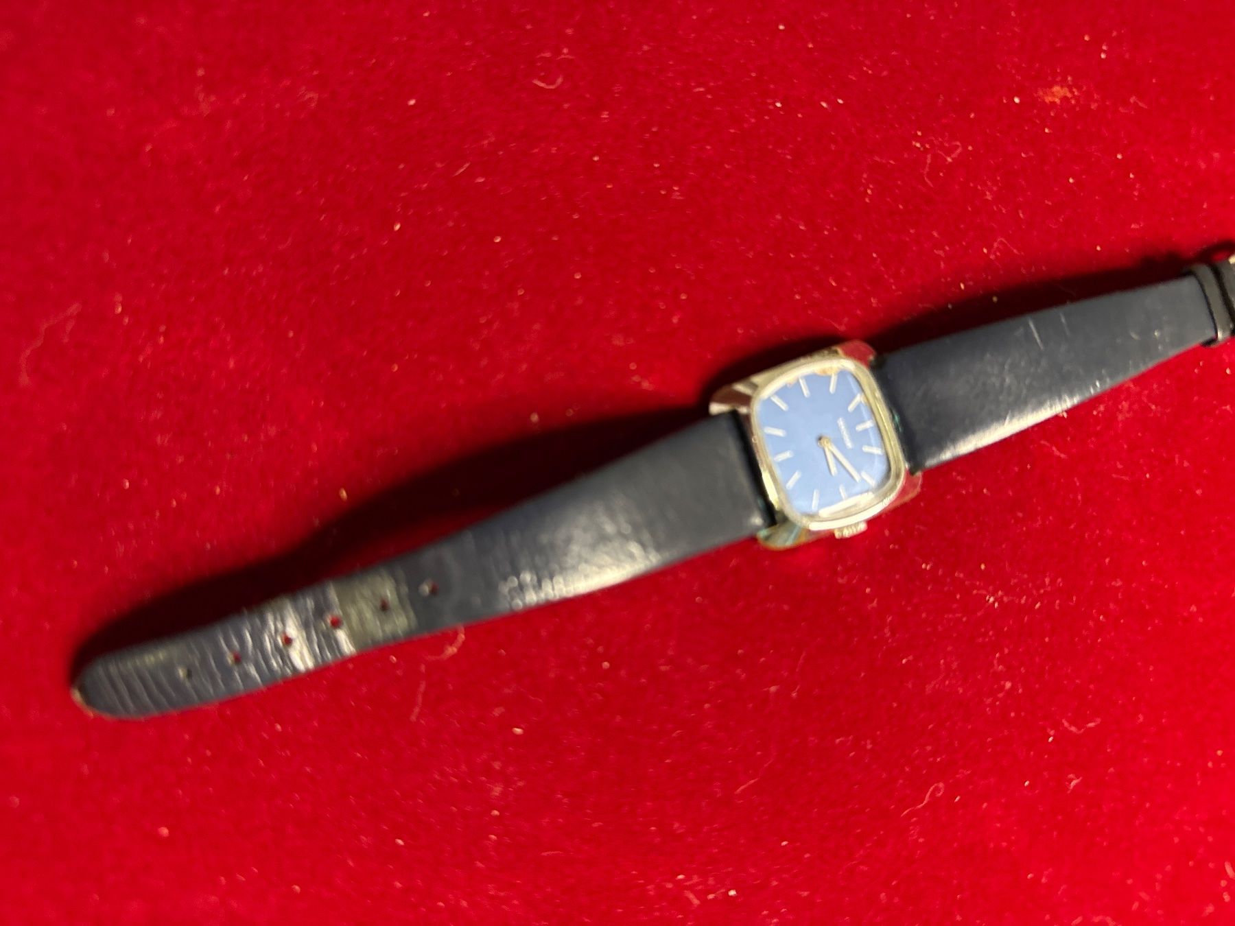 Tissot Orologi: Tissot Vintage 25 mm – Usato da Pfeffingen venduto da Allhandelklgwatches 2