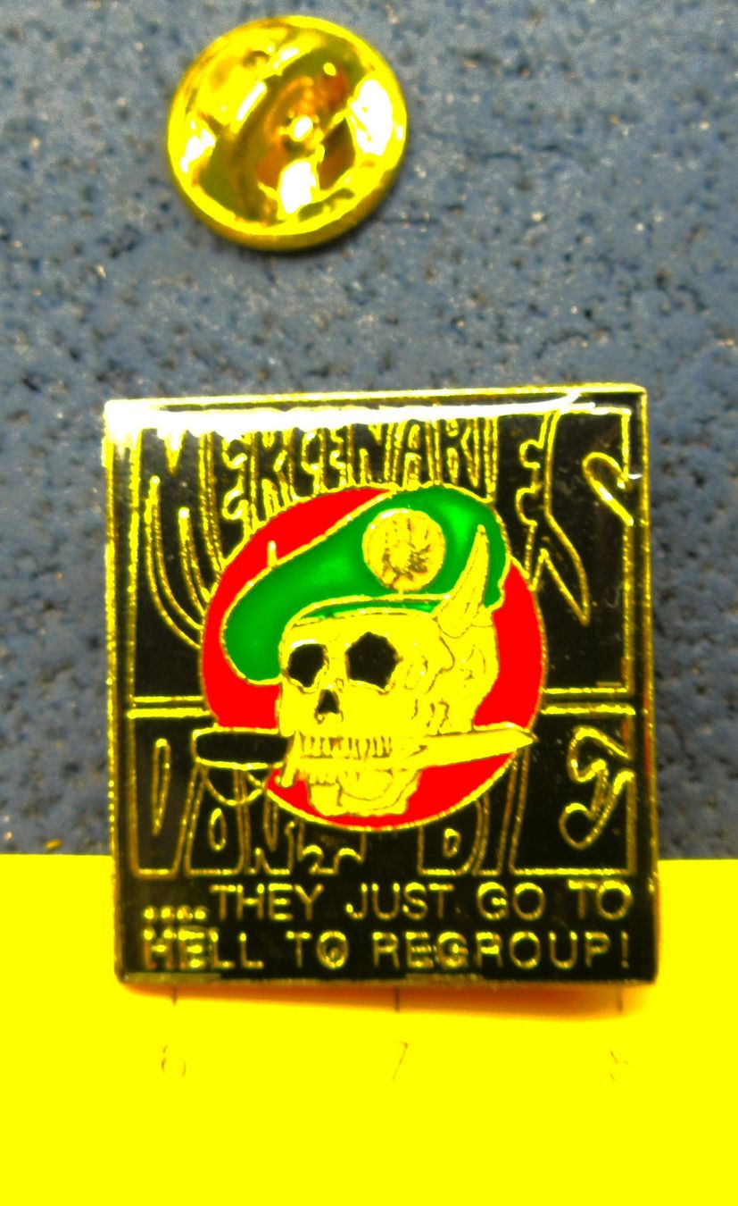 Placchette & Badge: US ARMY PIN GLASIERT GOLDIG – Usato da Ettingen venduto da Hausi4711
