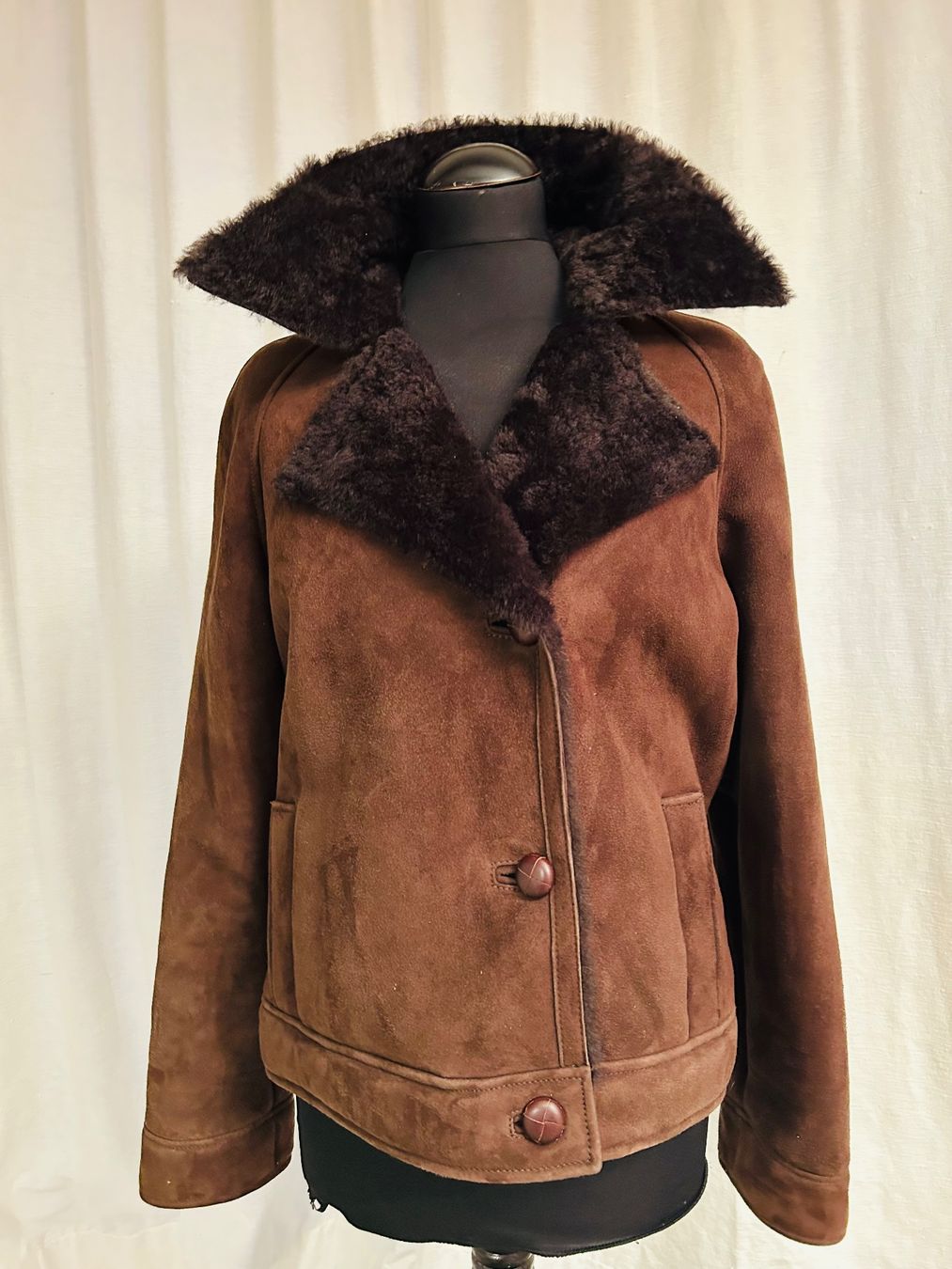 Lacoste Giacche: LACOSTE Damen Jacke. Gr. 42 braun. – Nuovo (secondo la descrizione) da Niederglatt ZH venduto da adi_99tq 5