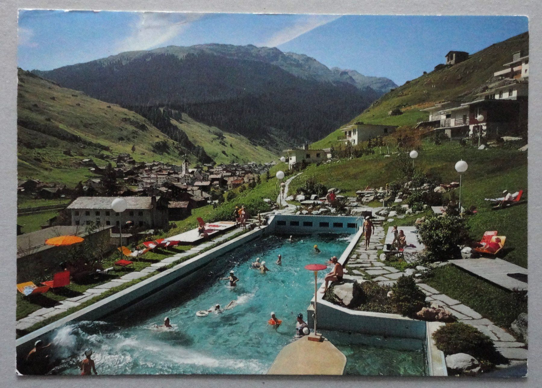 Cartoline postali: Bad-Vals 1252 m ü.M., Thermal-Schwimmbad – Usato da Fétigny venduto da Billy2miny