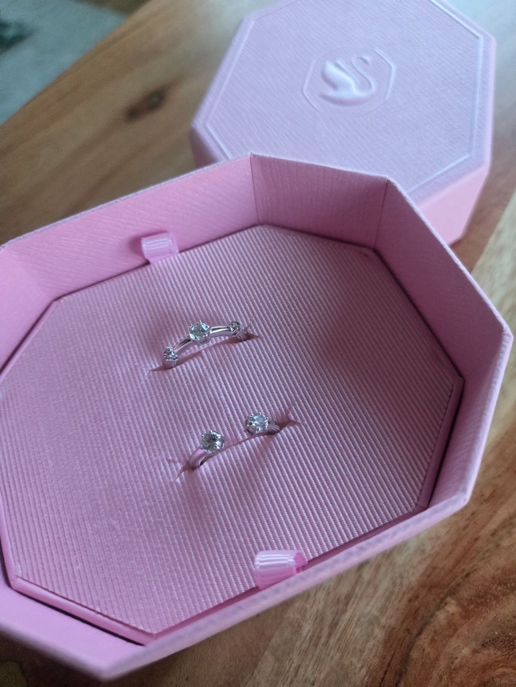 Swarovski Anelli: Swarovski ring set size 50 – Usato da Horgen venduto da dariajedraszyk