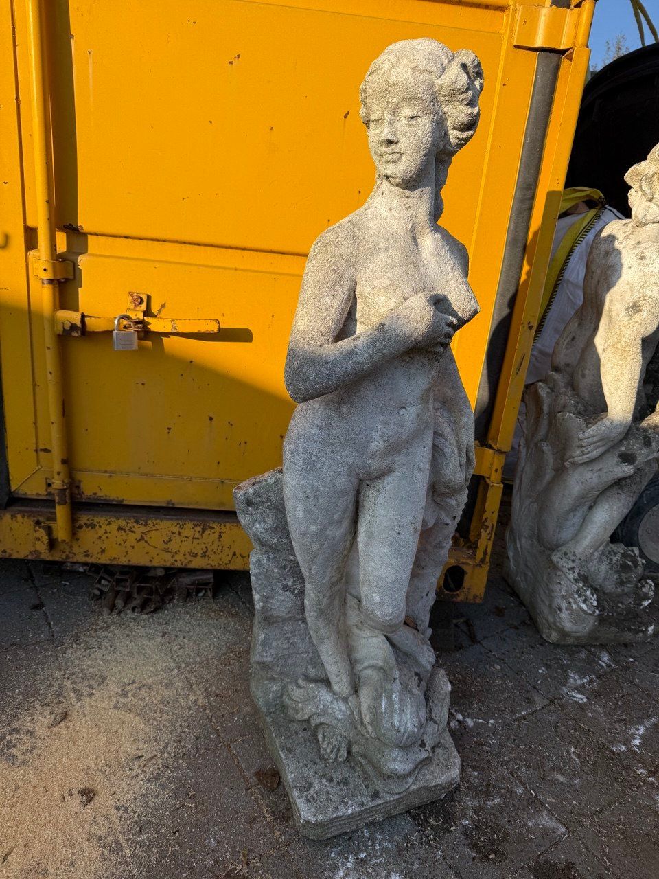 Sculture & Statue: Skulptur von einer Nymphe Mitte 20. Jh. – Usato da Würenlos venduto da Esmeralda74 1