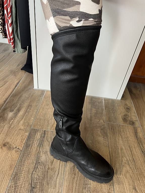 Scarpe da donna: Tamaris Overknee Leder Stiefel – Usato da Schnottwil venduto da pacha08 2