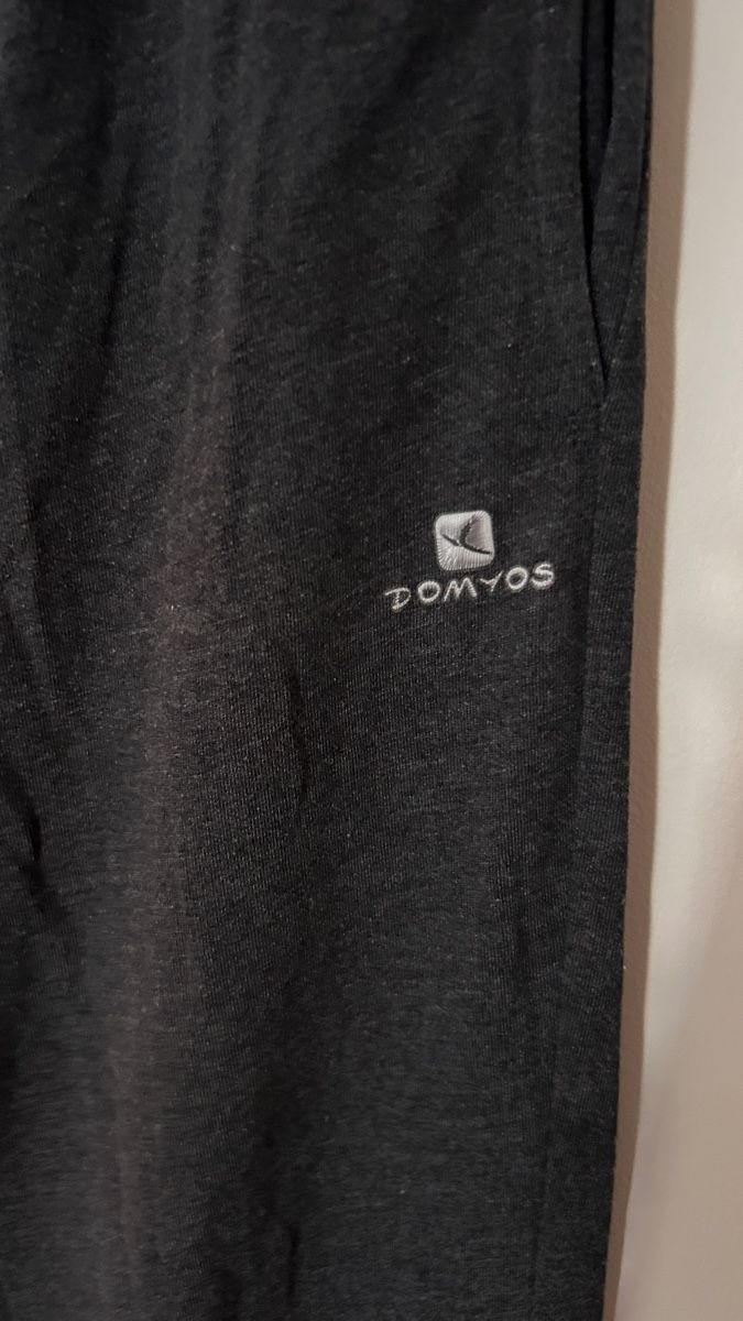 Pantaloni: Black Sport Pants Size M, good condition – Usato da Genève venduto da Noemie.wrmsi 1