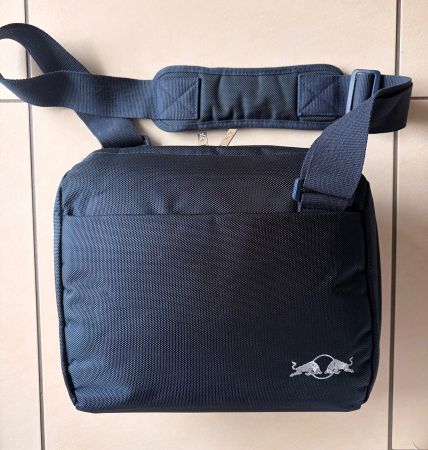 Messenger Bag - Red Bull -  dunkelblau - strapazierfähig