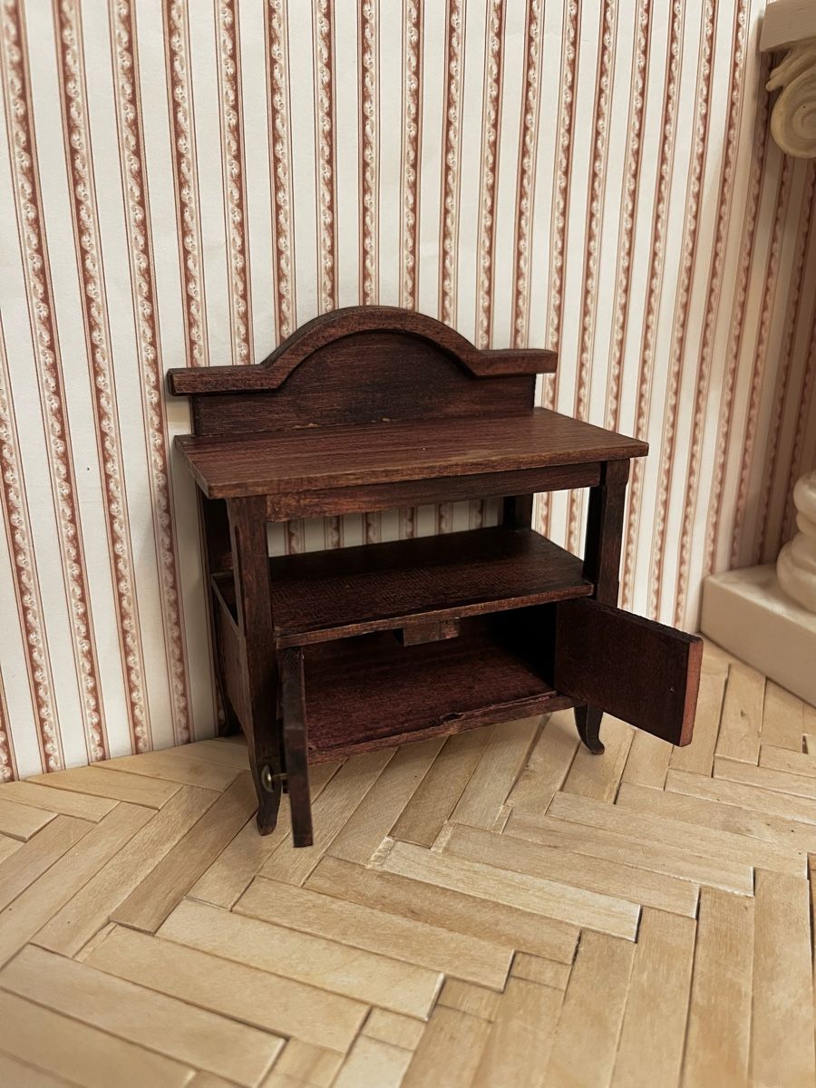 Case e mobili per bambole: Puppenkommode aus Holz – Usato da Brugg AG venduto da Faint.Memory 5