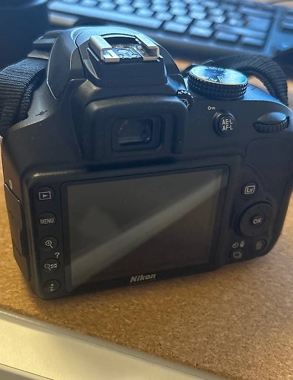 Nikon Kamera: Nikon D3400 – Gebraucht aus Mollis von Lexx12 2