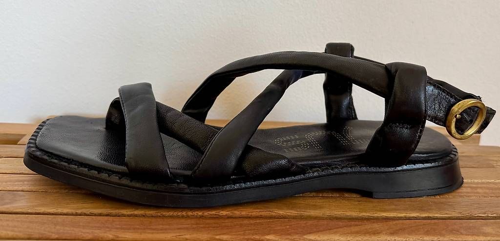 Mjus Scarpe da donna: MJUS Ledersandalen, Gr. 40, Elegant & bequem – Usato da Thun venduto da urs_p58q 1
