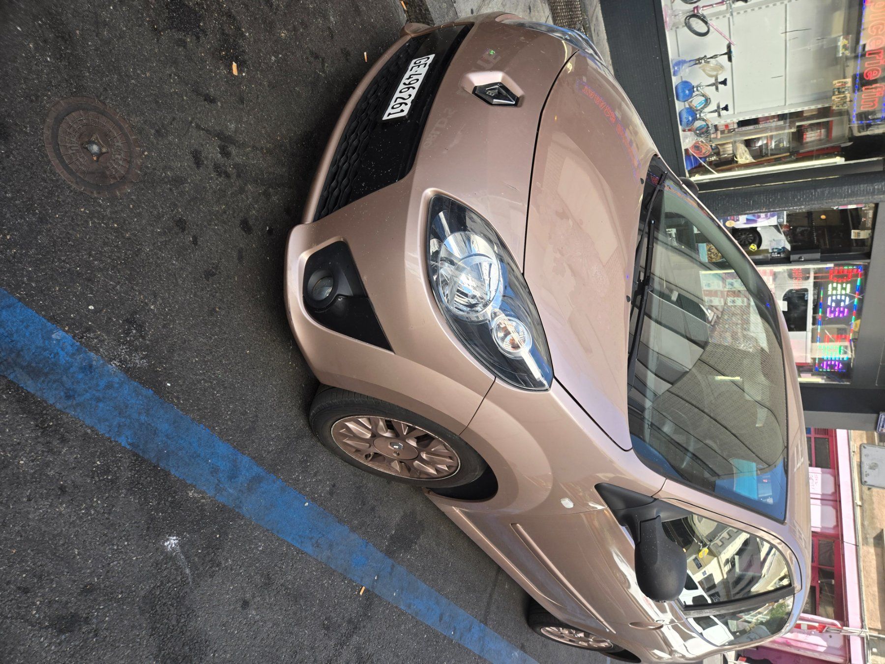 Renault Automobili: Twingo 2 essence 1.2 75ch – Usato da Genève venduto da koc_glt5