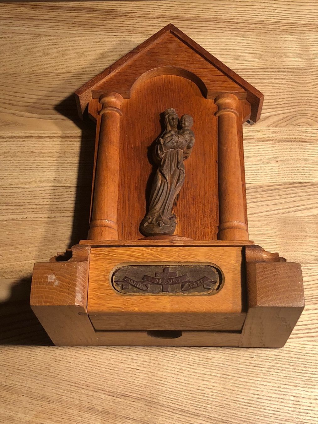 Skulpturen & Statuen: Hübsche "Altärli"-Reliquie – Gebraucht aus Röschenz von Tashroal 2