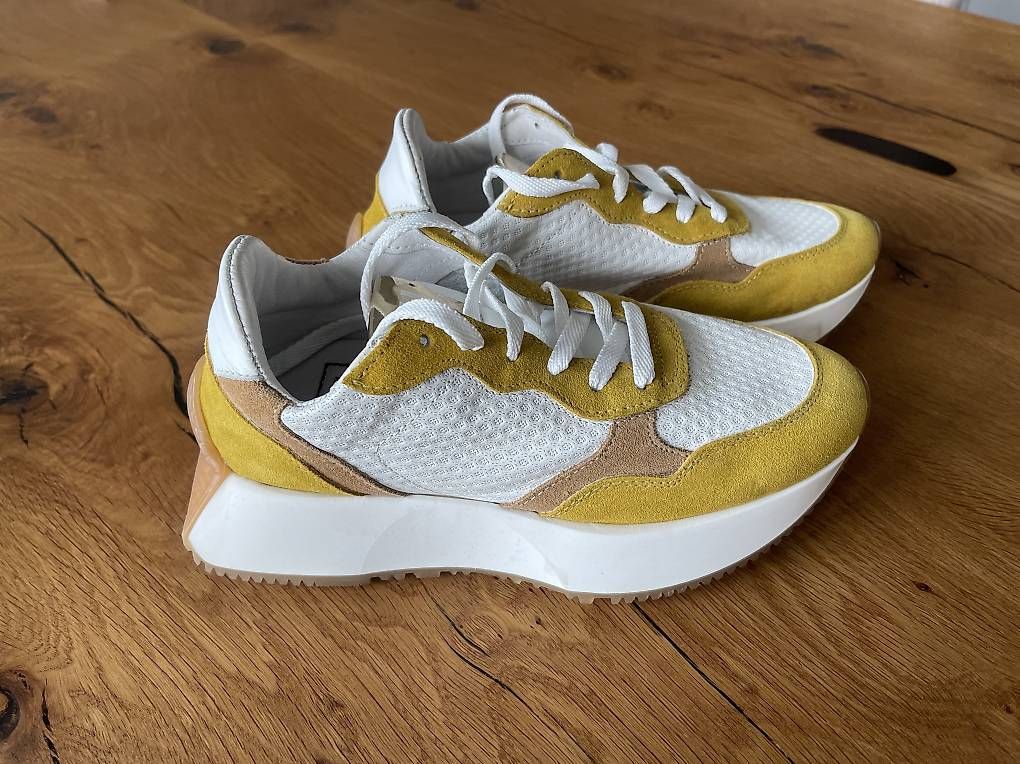 Damenschuhe: Sneakers NU2 Gr. 37 – Gebraucht aus Arni AG von GerberSandra