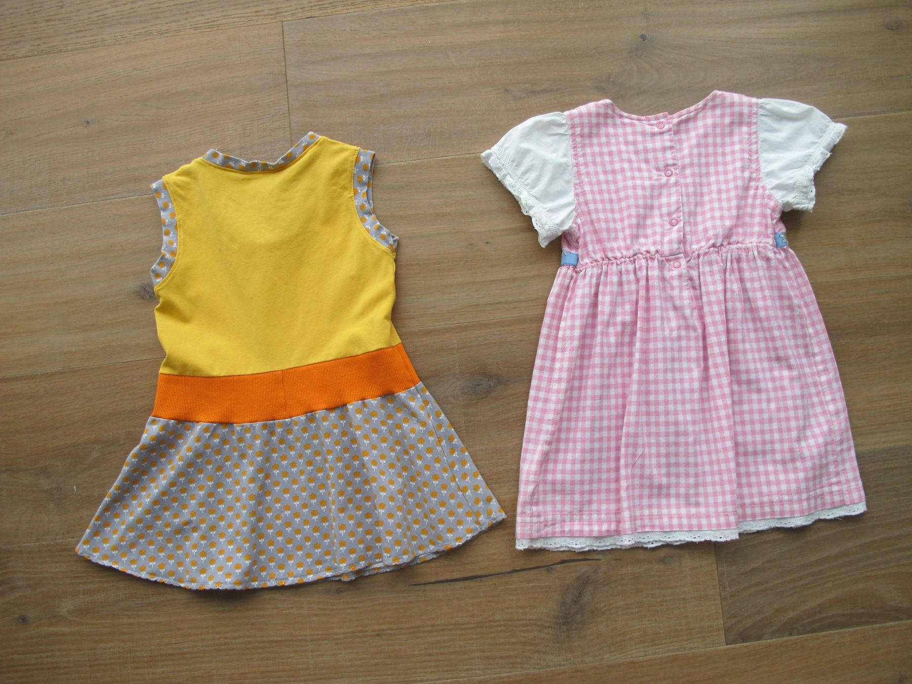 Lotti & Set di vestiti: Set Kleider Sommer Mädchen Gr. 92/98 – Usato da Rheinfelden venduto da zwitschi_09 2