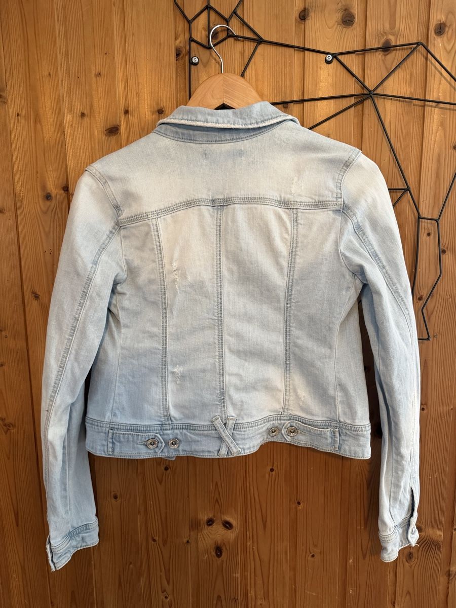 Jacken: Stradivarius Jacke Damen - Jeansjacke hellblau – Neu (gemäss Beschreibung) aus Hendschiken von riverstone 1